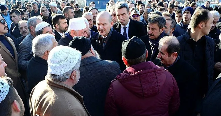 İçişleri Bakanı Soylu Abdülkerim Çevik’in ailesine taziye ziyaretinde bulundu