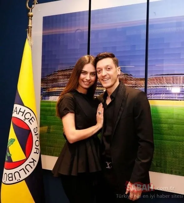 Fenerbahçeli Mesut Özil’in eşi Amine Gülşe’nin annesini görenler ikizi sandı! Sosyal medya yıkıldı!