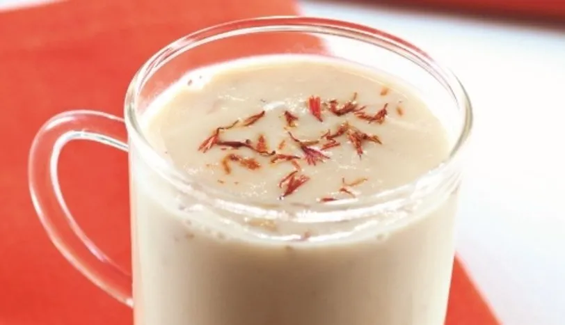 Safranlı ve Baharatlı Salep