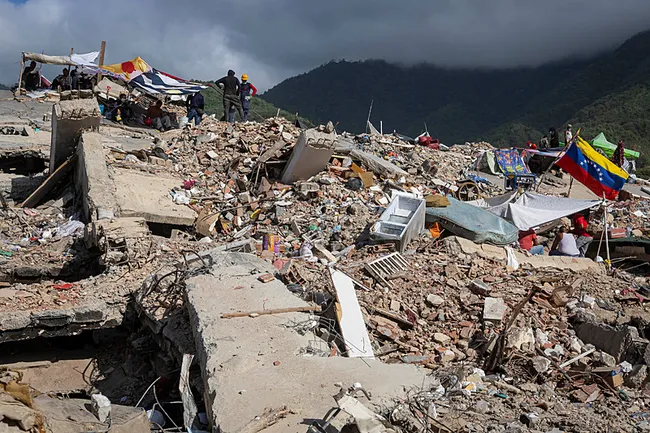 venezueladaki-depremlerde-hayatini-kaybedenlerin-sayisi-5-bin-119a-cikti-1784428120084.jpg Venezuela'daki depremlerde hayatını kaybedenlerin sayısı 5 bin 119'a çıktı