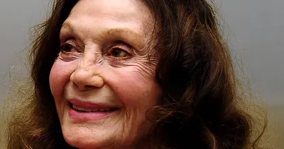 Yıldız Kenter’in cenazesine kızı Leyla Kenter katılacak mı? Usta oyuncu Yıldız Kenter ile kızı Leyla Kenter o filmle hafızalara kazınmıştı...