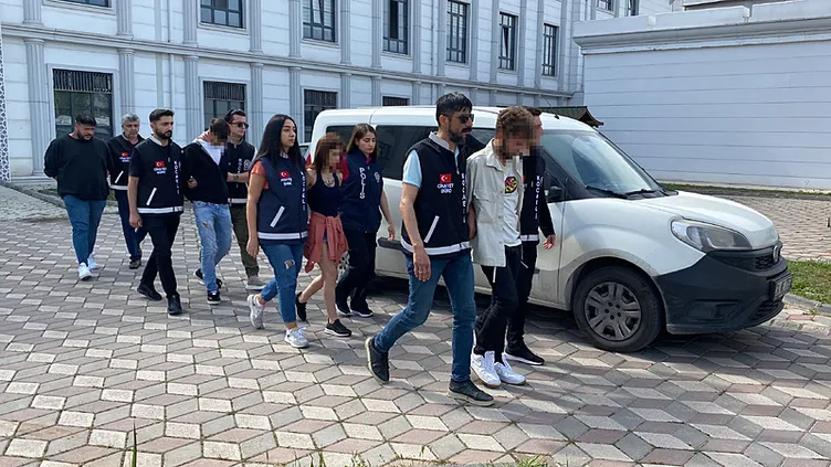 Genç kız kamyonetle uçurumdan uçmuştu! Kaza süsü verdiği iddia edilen şüpheli hakim karşısında: Şaka amaçlı…