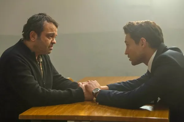 Taş Kağıt Makas 4. bölüm kesintisiz izle | Kanal D ile Taş Kağıt Makas son bölümü full HD izle -