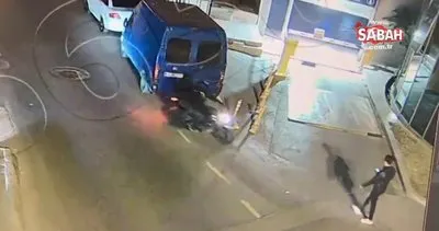 İstanbul’daki motosikletli kapkaç dehşeti kamerada... Çaldığını beğenmeyip sahibine geri vermişlerdi