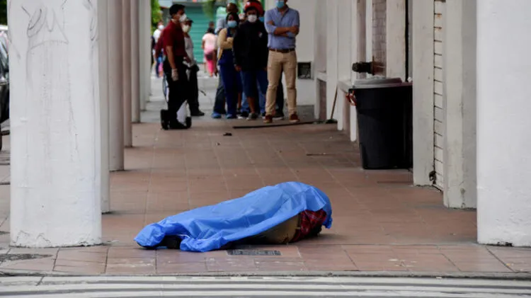 Dünya gelen son dakika görüntüleriyle sarsıldı! Cesetler sokaklara atıldı
