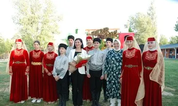 Huzurevi sakinleri ve çocuklar Emine Erdoğan'ın öncülüğünde ağırlanan savaş mağduru çocuklarla buluştu #eskisehir