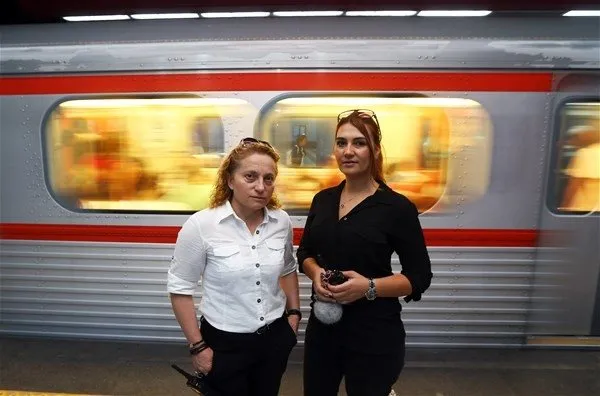 Ankara metrosunun kadın vatmanları