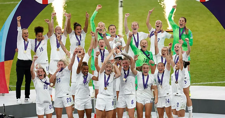 EURO 2022’de şampiyon İngiltere!