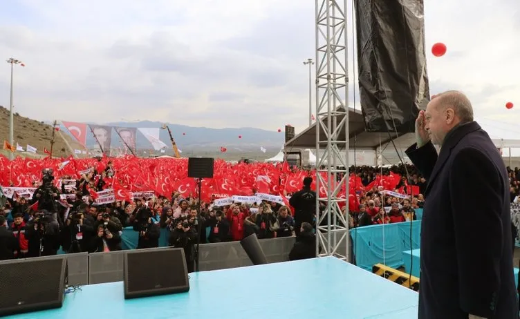 Son dakika! İzmir Ege Otoyolu projesi böyle açıldı! Açılıştan dakikalar önce dikkat çeken detay...