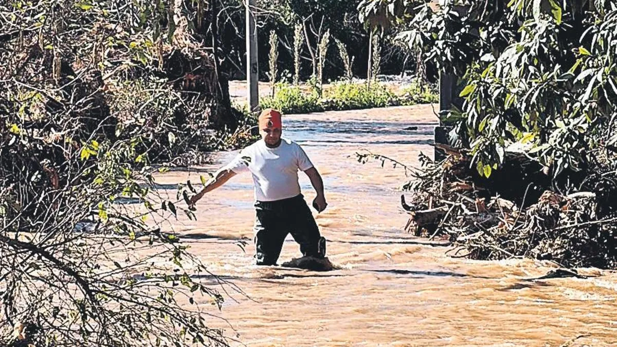 Akdeniz’i sel vurdu