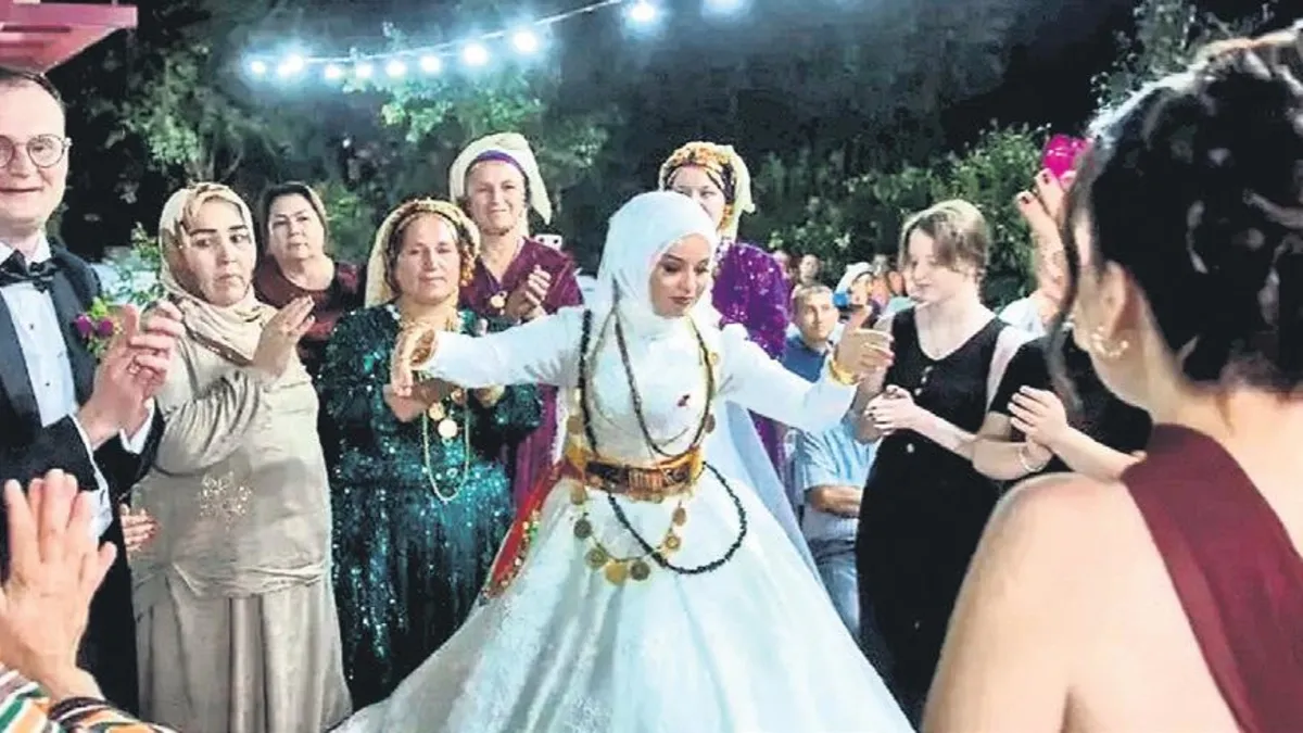 Görkemli düğünde sahte gelin vurgunu