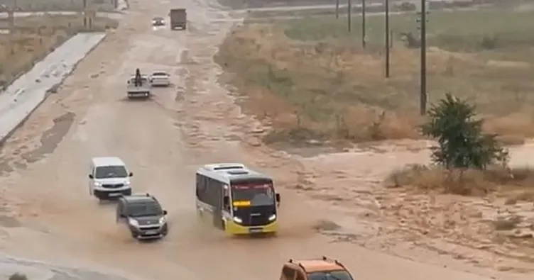 Bursa yine sağanağa teslim