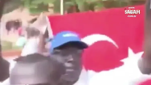 Nijer'de Fransa karşıtı göstericiler Türk bayrağı açtı | Video