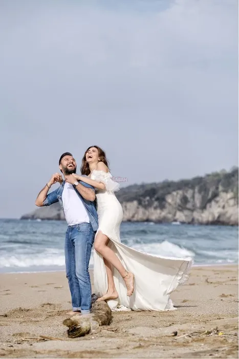 Bu akÅam evleniyorlar! İÅte AliÅan ve Buse Varol'un düÄün pozları