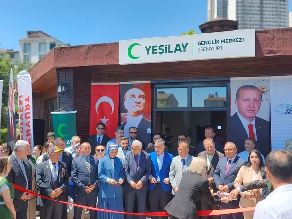 yesilay-esenyurt-genclik-merkezi-acildi-1781090614241.jpg