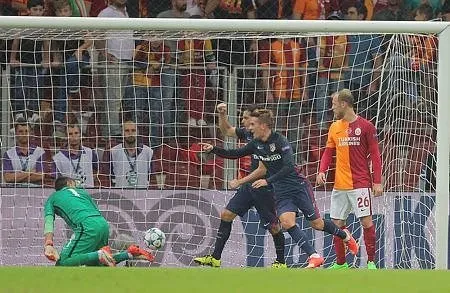 Galatasaray ile alay ettiler!