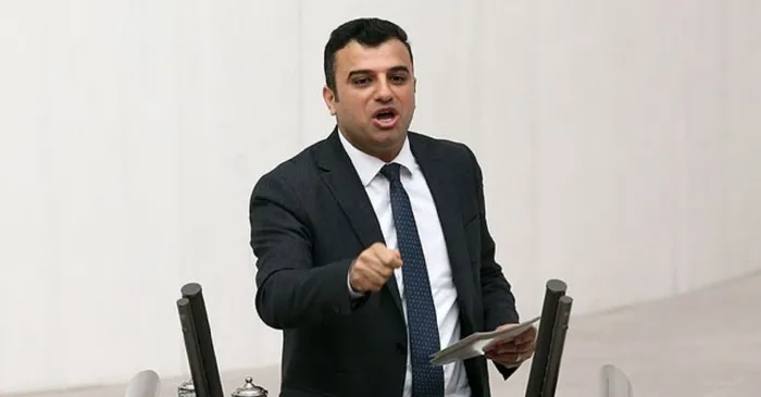 hdpdem-es-baskani-iyice-azitti-turk-milletine-acik-tehdit-tekirdagli-da-trabzonlu-da-rahat-olmayacak-1703359551686.jpg HDP/DEM Eş Başkanı iyice azıttı: Türk milletine açık tehdit!