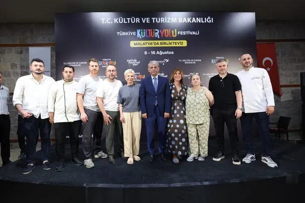 malatya-kultur-yolu-festivali-iki-onemli-acilisla-basladi-1786190220136.jpeg