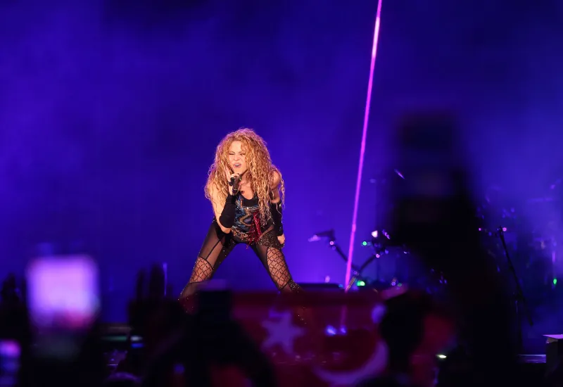 Shakira İstanbul Konserinde İnanılmaz Performans! SDN Forum