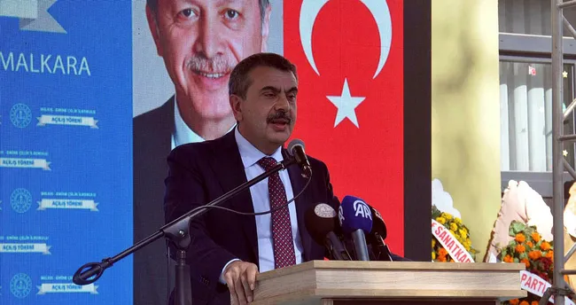 Milli Eğitim Bakanı Tekin, Tekirdağ’da önemli “kitap okuma” açıklaması Milli Eğitim Bakanı Tekin, Tekirdağ’da önemli “kitap okuma” açıklaması