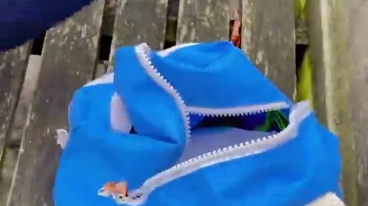 Bergüzar Korel’den oğlu Han’la yeni paylaşım! Bergüzar Korel’den peş peşe İngiltere paylaşımları! | Video