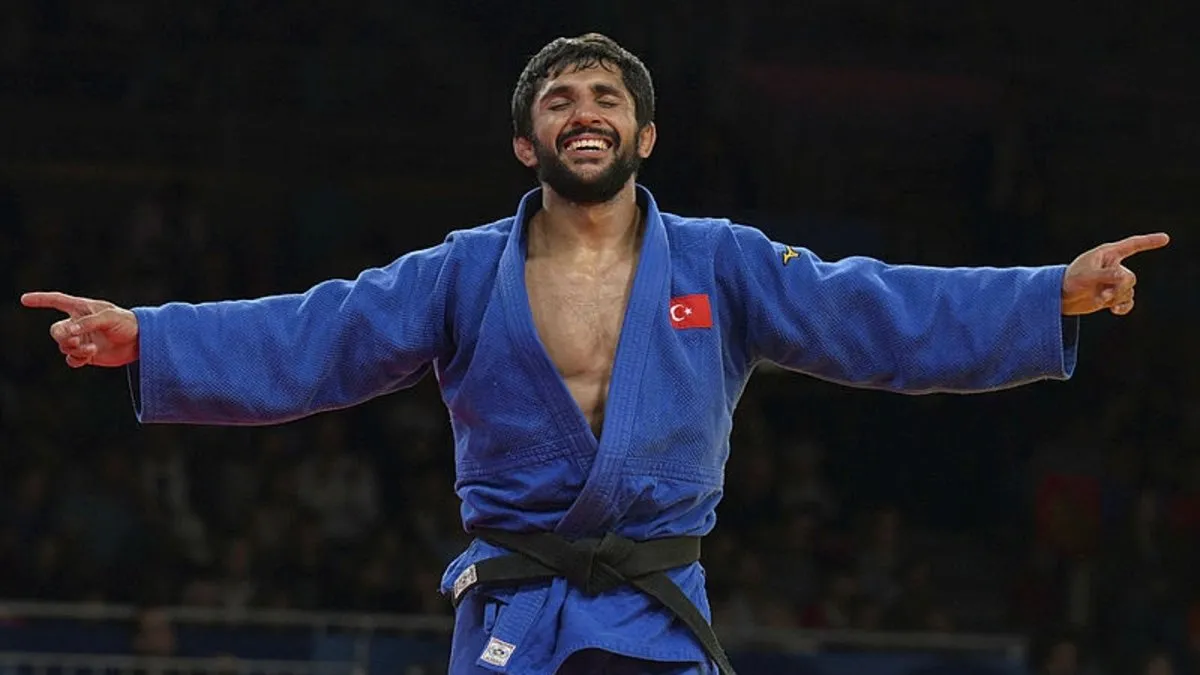 Judoda milli sporcu Salih Yıldız yarı finale yükseldi