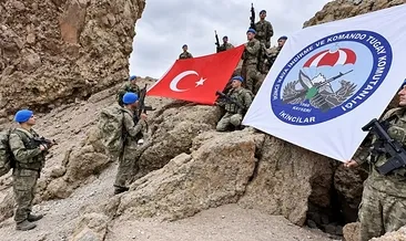 Erciyes’in zirvesinde komando marşı