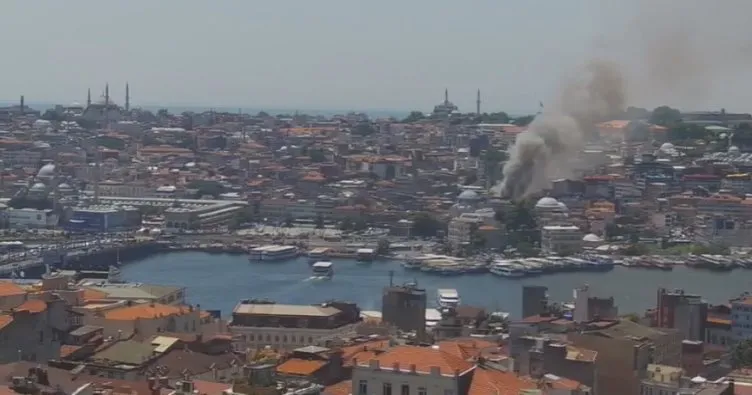 Son dakika: İstanbul Fatih’te oyuncak deposunda yangın!