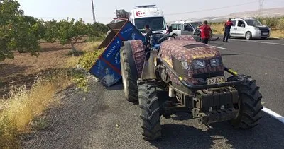 Otomobil ile traktör çarpıştı: 2 yaralı #sanliurfa