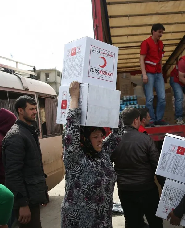 Mazlumun umudu 'Kızılay' ve 'AFAD' Afrin'de