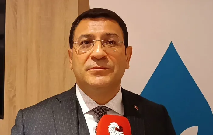 7li-koalisyonda-secim-sonucu-kavgasi-imamoglu-yalani-ortaya-cikinca-tehdide-basladi-1684828745395.jpg 7'li koalisyonda seçim sonucu kavgası! İmamoğlu yalanı ortaya çıkınca tehdide başladı