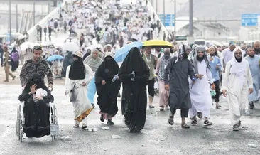 Hacılara sağanak sürprizi