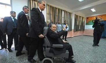 Cezayir’de cumhurbaşkanlığı seçimlerini ertelendi