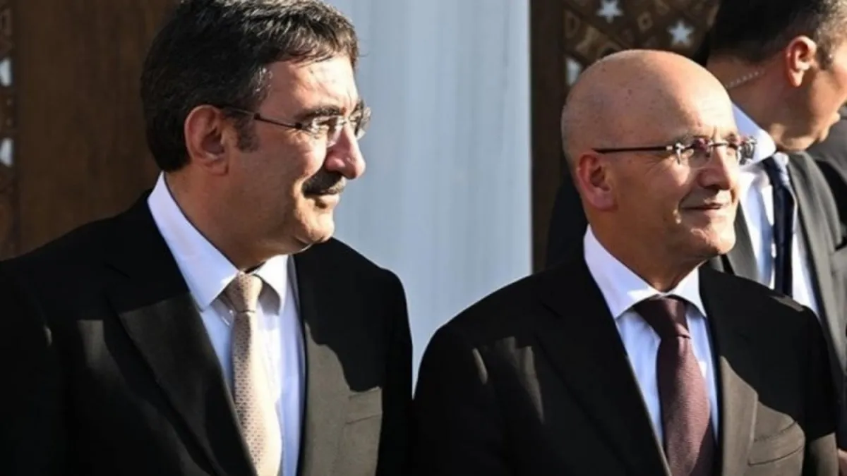 Cumhurbaşkanı Yardımcısı Yılmaz ile Bakan Şimşek, Suudi Arabistan’a gidecek Cumhurbaşkanı Yardımcısı Yılmaz ile Bakan Şimşek, Suudi Arabistan’a gidecek