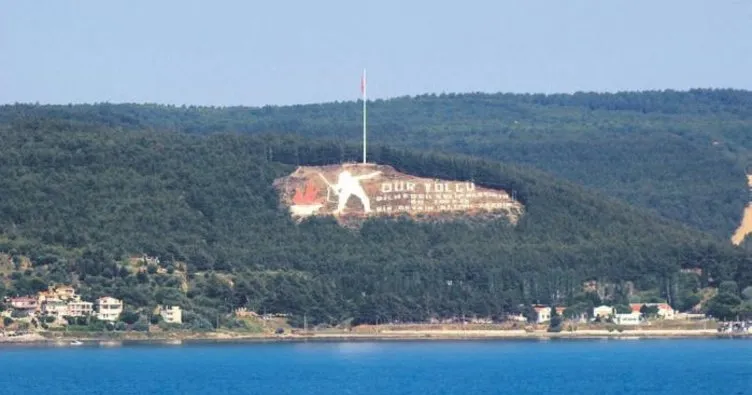 Çanakkale’ye 55 metrelik bayrak direği