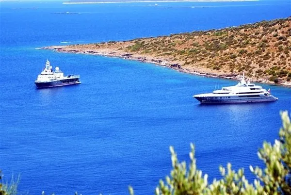 Rusya'nın en zengini Bodrum'da tatilde