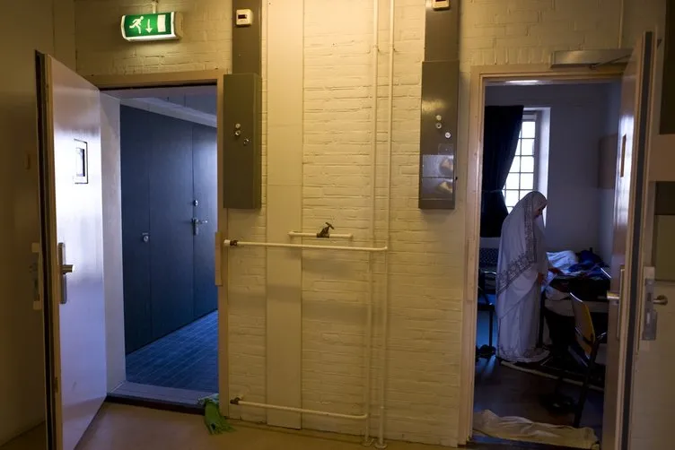 Hollanda’nın boş hapishaneleri mültecilere ev oldu
