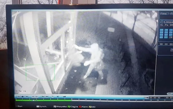 Polonya'da İslam kültür merkezine saldırı - 1