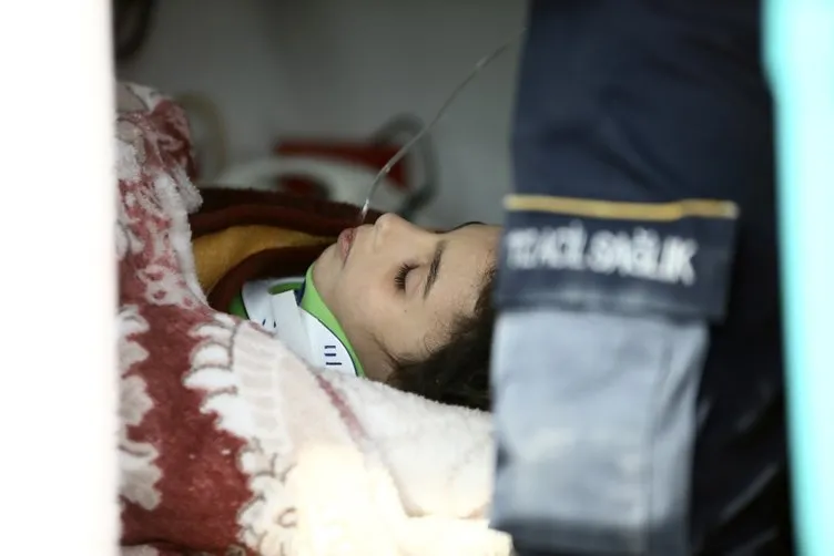 Son dakika | Deprem bölgesinde inanılması güç mucize umutları tazeledi