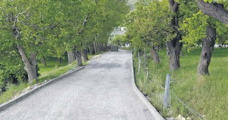 Adilcevaz Belediyesi ‘Yol medeniyettir’ sloganı ile çalışıyor