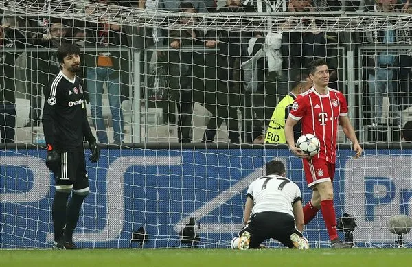Beşiktaş - Bayern Münih maçından kareler