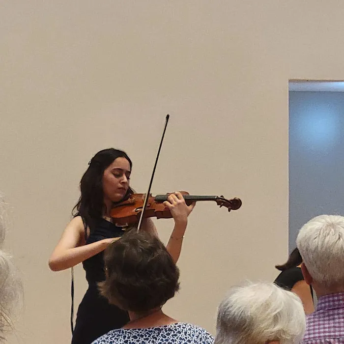 Başkan Recep Tayyip Erdoğan hediye göndermişti: Dünya üçüncüsü keman sanatçısı Laçin Akyol’dan kahreden haber!