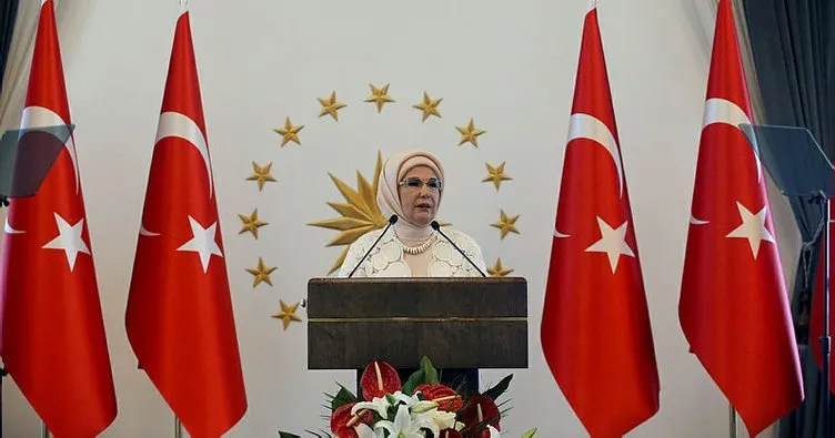Emine Erdoğan, kadın büyükelçiler ve büyükelçi eşleri ile bir araya geldi