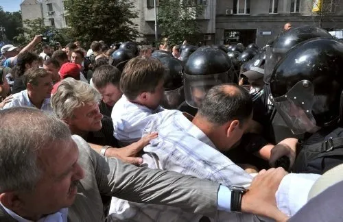 Ukrayna’da dil protestosu