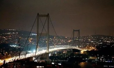 İstanbul bir saatliğine söndü
