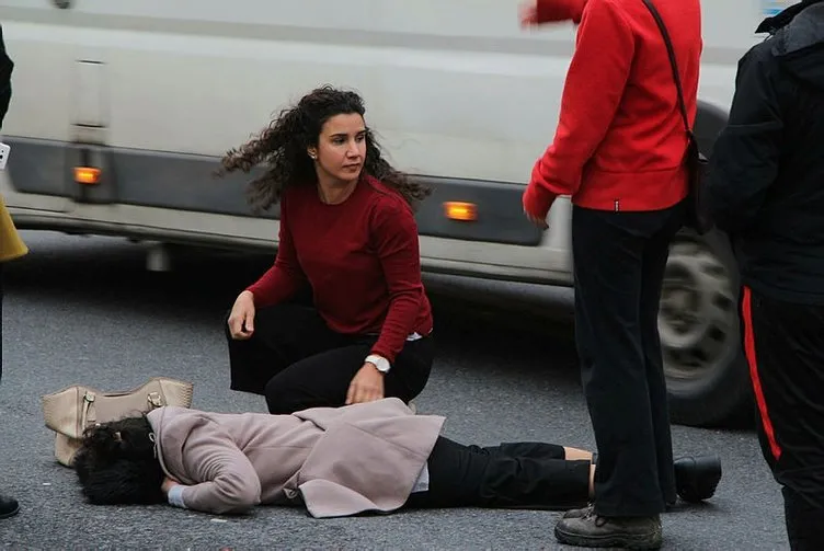 İstanbul Beşiktaş’taki yaralının yardımına ilk yardım öğretmeni koştu