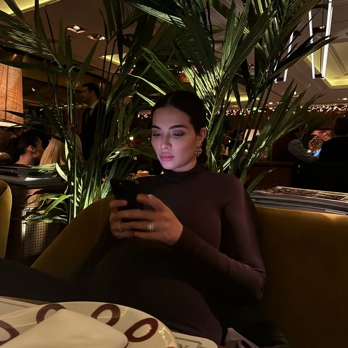 Doğuma günler kala yeni poz geldi! Melisa Aslı Pamuk beğeni yağmuruna tutuldu: Hamilelik en çok sana yakıştı...