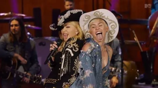 Miley Cyrus’a Madonna sürprizi