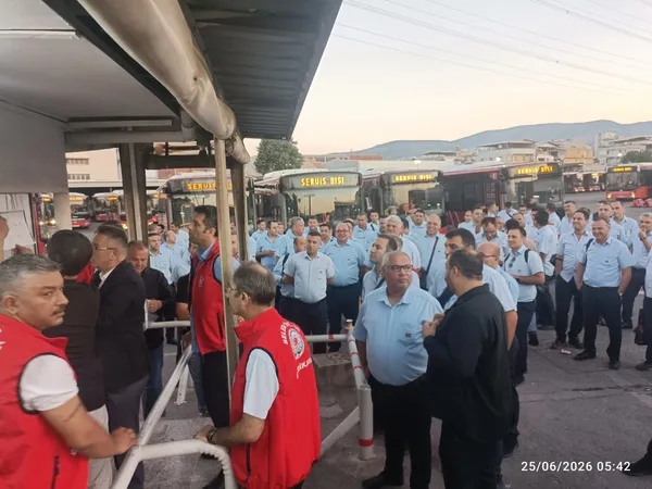 izbbde-grev-canlari-caliyor-izulasta-anlasma-olmazsa-800-isci-greve-cikacak-1782378926885.jpg