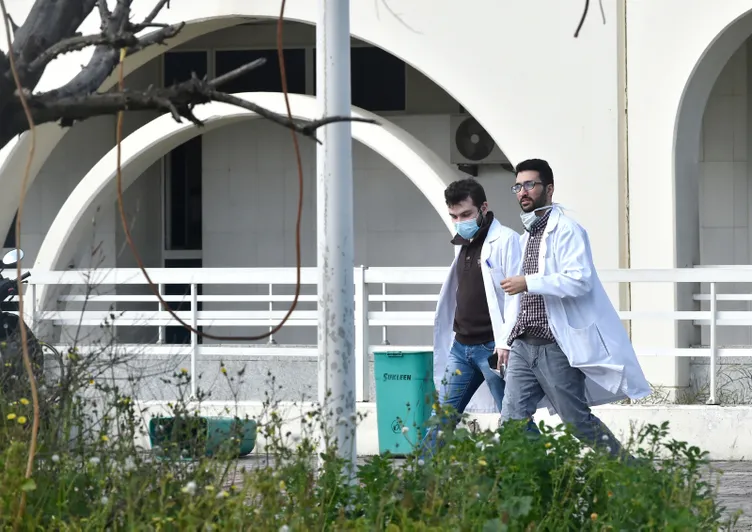 Son dakika: Avrupa'da koronavirüs alarmı! İtalya'da büyük panik! İspanya'da otel karantina altında...